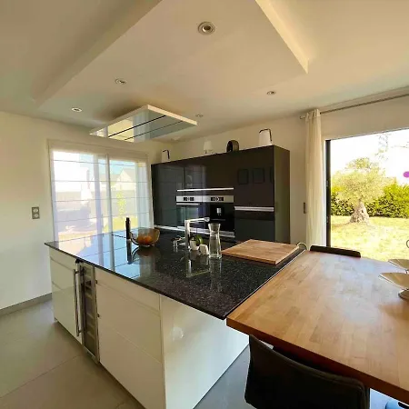 Ferienhaus Beautiful New House Near And Train Station *